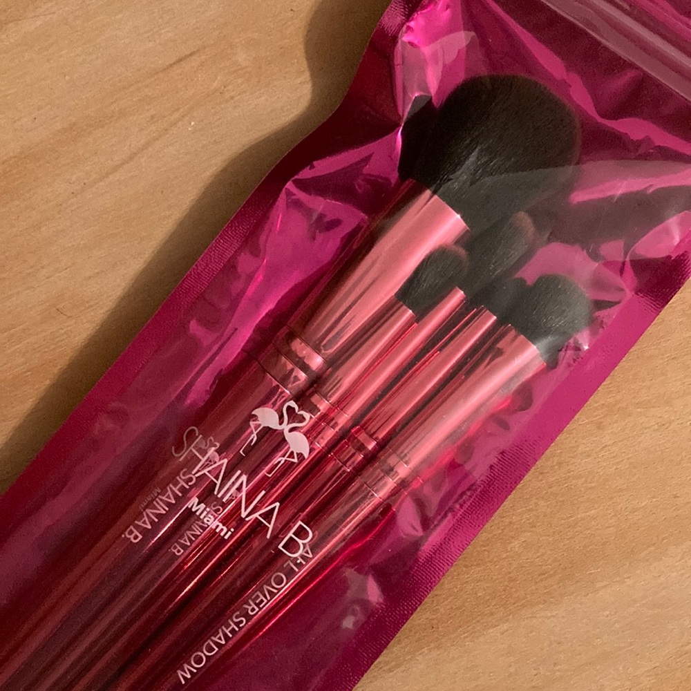 Shaina B Miami B. Fab brush set 5 pieces